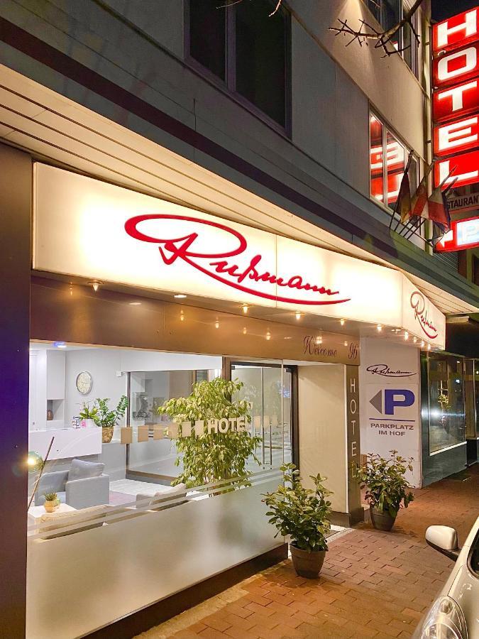 Russmann Hotel & Living Goldbach  ภายนอก รูปภาพ