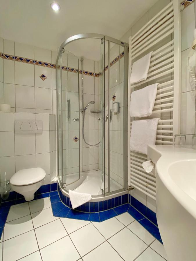 Russmann Hotel & Living Goldbach  ภายนอก รูปภาพ