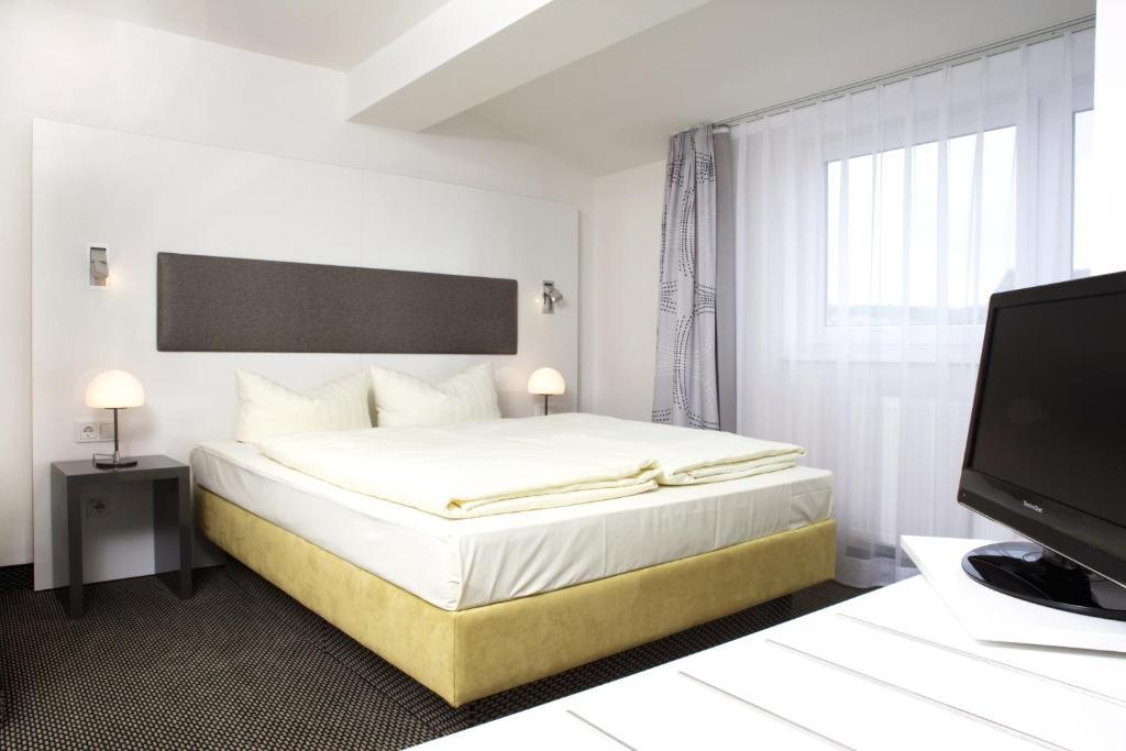 Russmann Hotel & Living Goldbach  ห้อง รูปภาพ